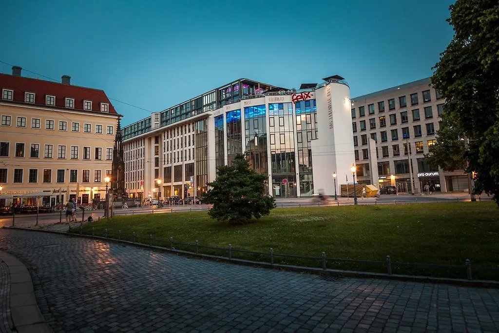 Das Lebendige Haus Am Zwinger - Design-Aparthotel Dresden